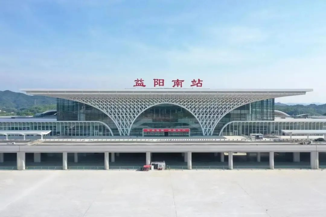 10重磅！敏华助力渝厦高铁开通运营，一大波美图来袭…….png